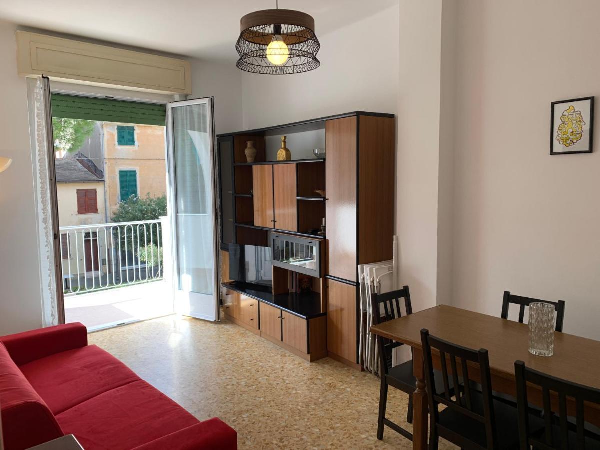 Casa Bianca 2 - Confortevole In Centro A 莫内利亚 外观 照片